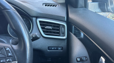 Nissan Qashqai 1.3 DiG-T Acenta Premium 5dr Petrol Hatchback